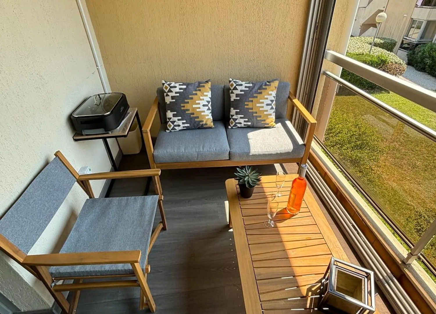 La Plage Doree Appartement T1 Magnifique Vue Mer Sanary-sur-Mer Apartment